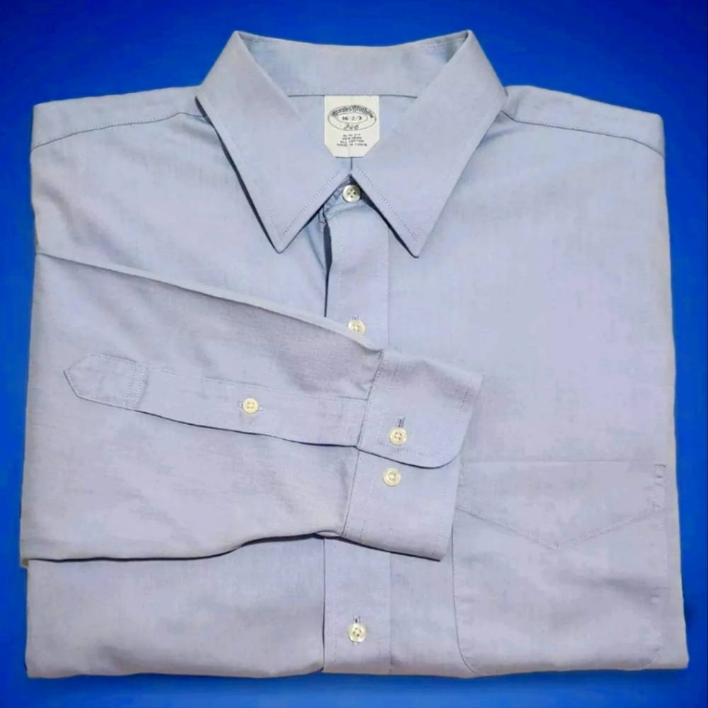 Brooks Brothers Mens L Button Down Dress Shirt Sky Blue Long Sleeve 16.75" Neck